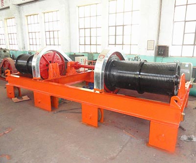 [雙吊高揚(yáng)程式啟閉機(jī)]